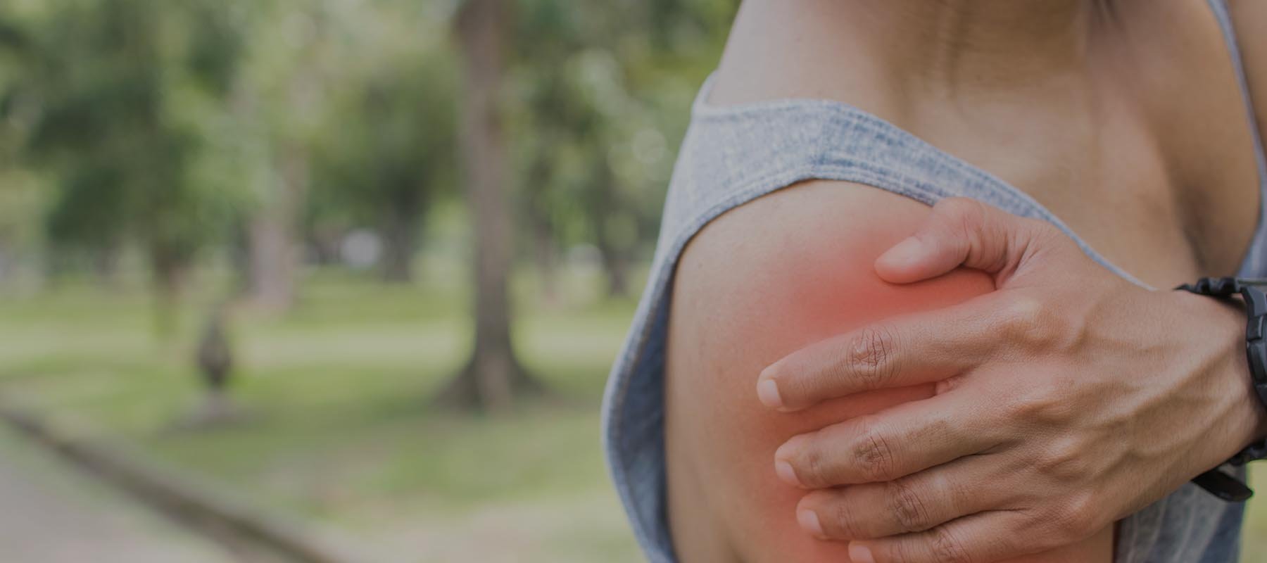 How to Relieve Rotator Cuff Pain MedCline Medcline Europe